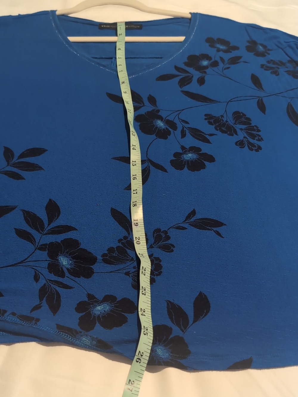 WHBM Tee - Picture 4 of 6
